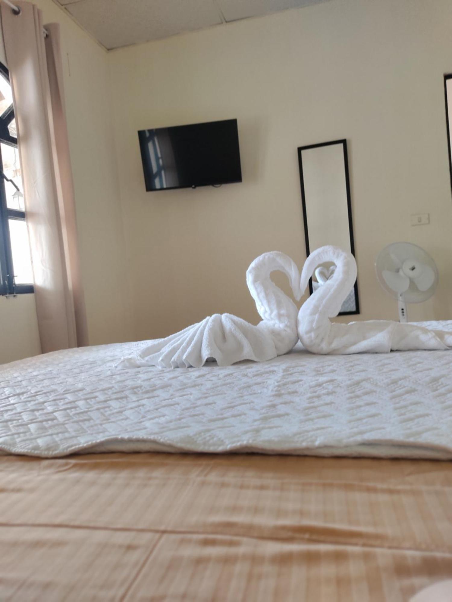 Blue Moon Hostel Antigua Ngoại thất bức ảnh