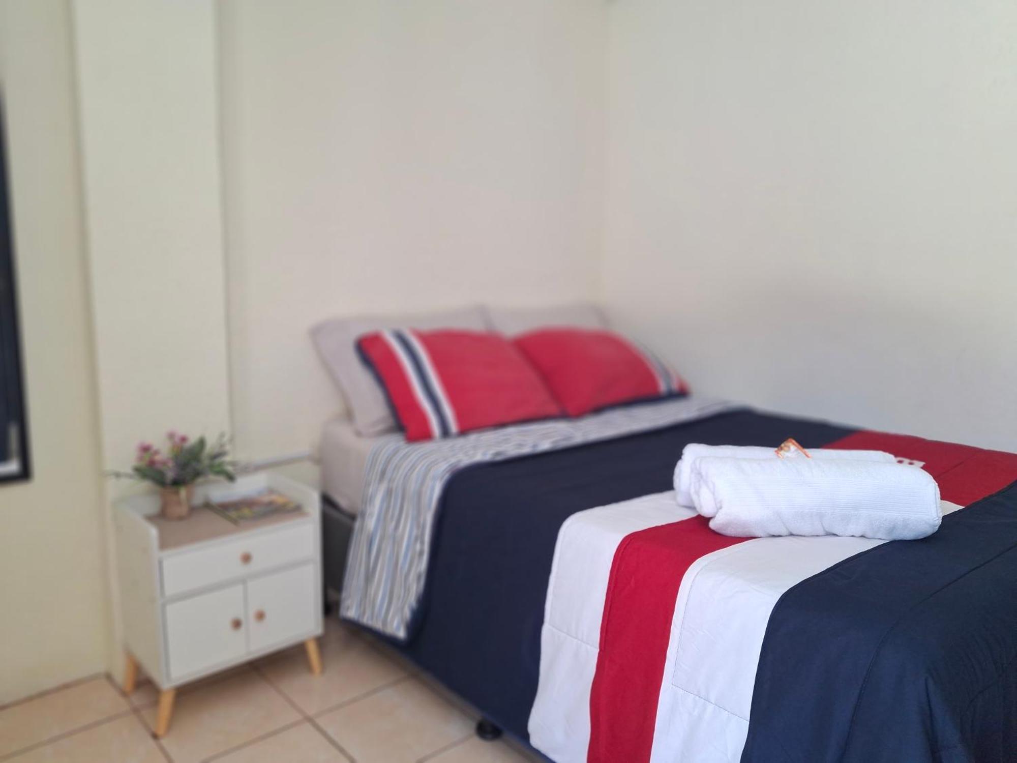 Blue Moon Hostel Antigua Ngoại thất bức ảnh